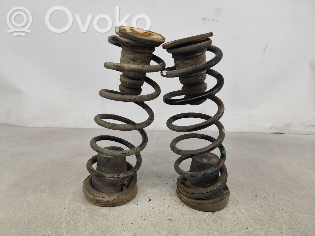 Peugeot Partner Muelle espiral trasero