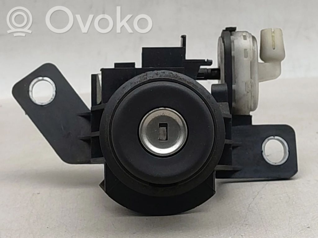 Mercedes-Benz A W168 Tailgate lock latch