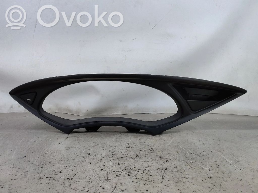 Ford Focus Kojelaudan kehys 