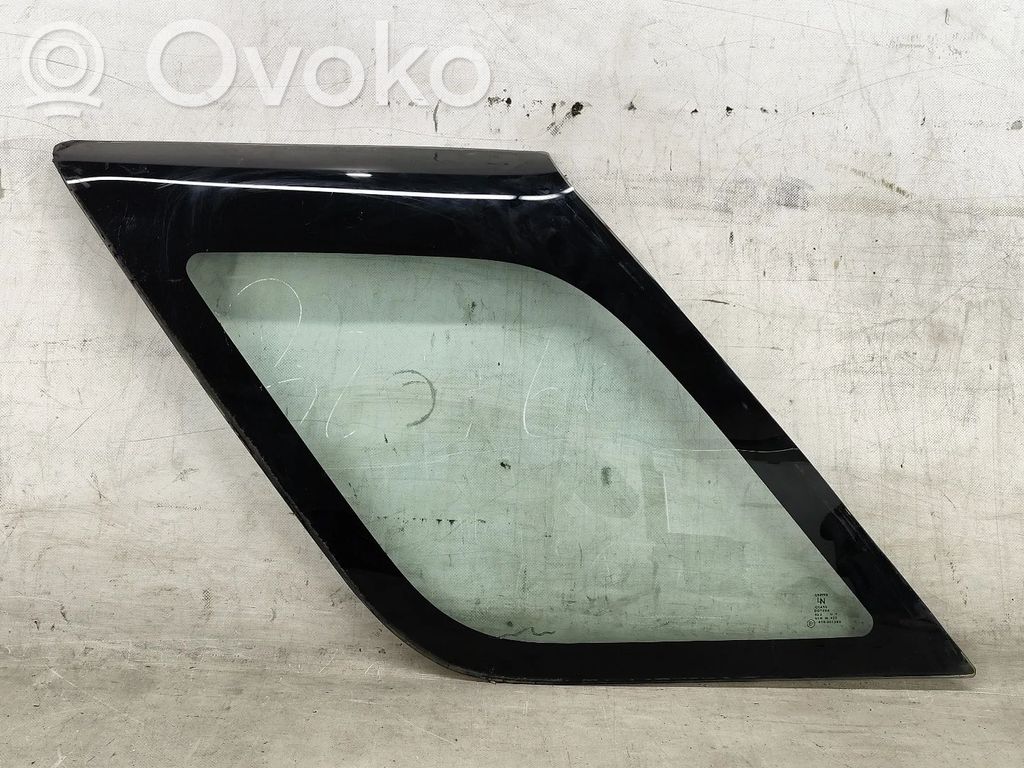 Opel Frontera A Rear side window 
