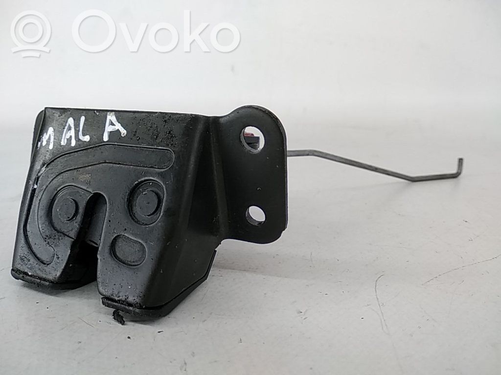 Tailgate exterior lock   NV
