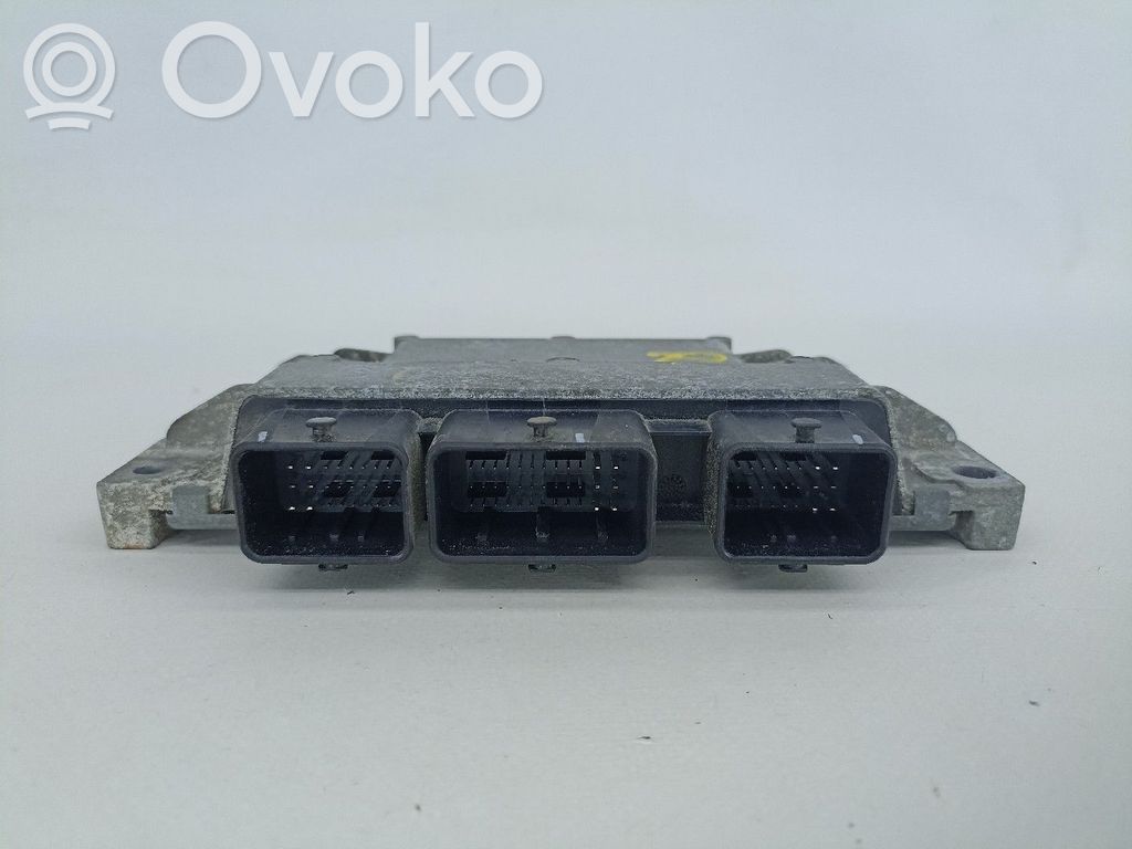 Engine control unit/module   8200522357,8200510536,S120200105A