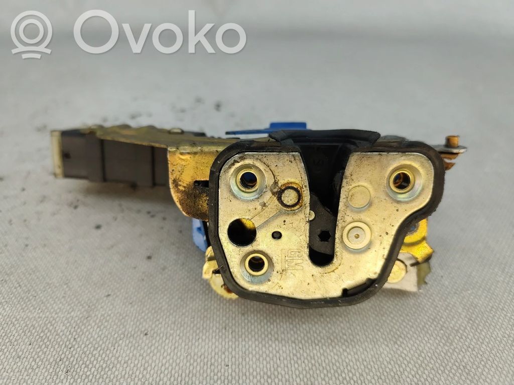 Priekinė durų spyna   5174842,3PINOS