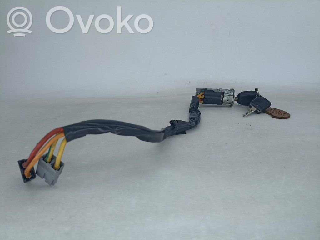 Užvedimo spynelė   NV