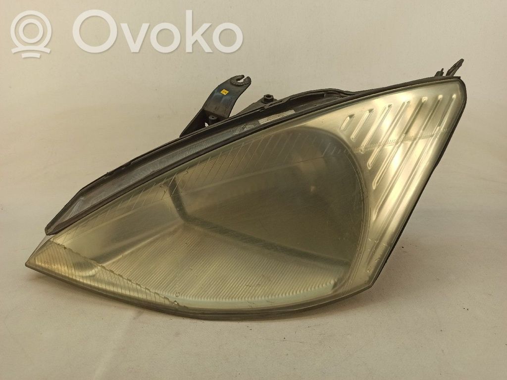 Ford Focus Headlight/headlamp 