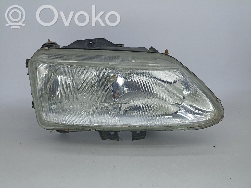 Renault Espace III Headlight/headlamp 