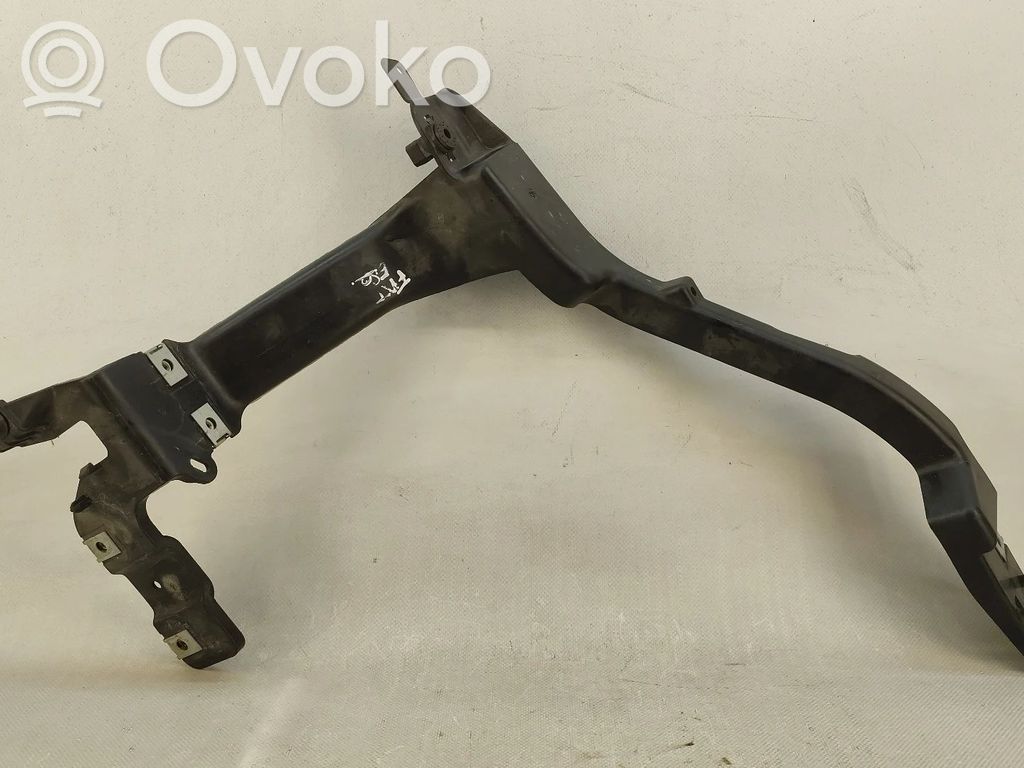Pidike (kiinnike)   OTICA,ESQUERDA,J9D3002A57AA