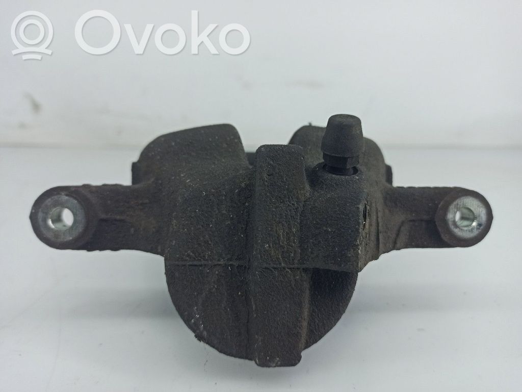 Передний суппорт   Y04792A