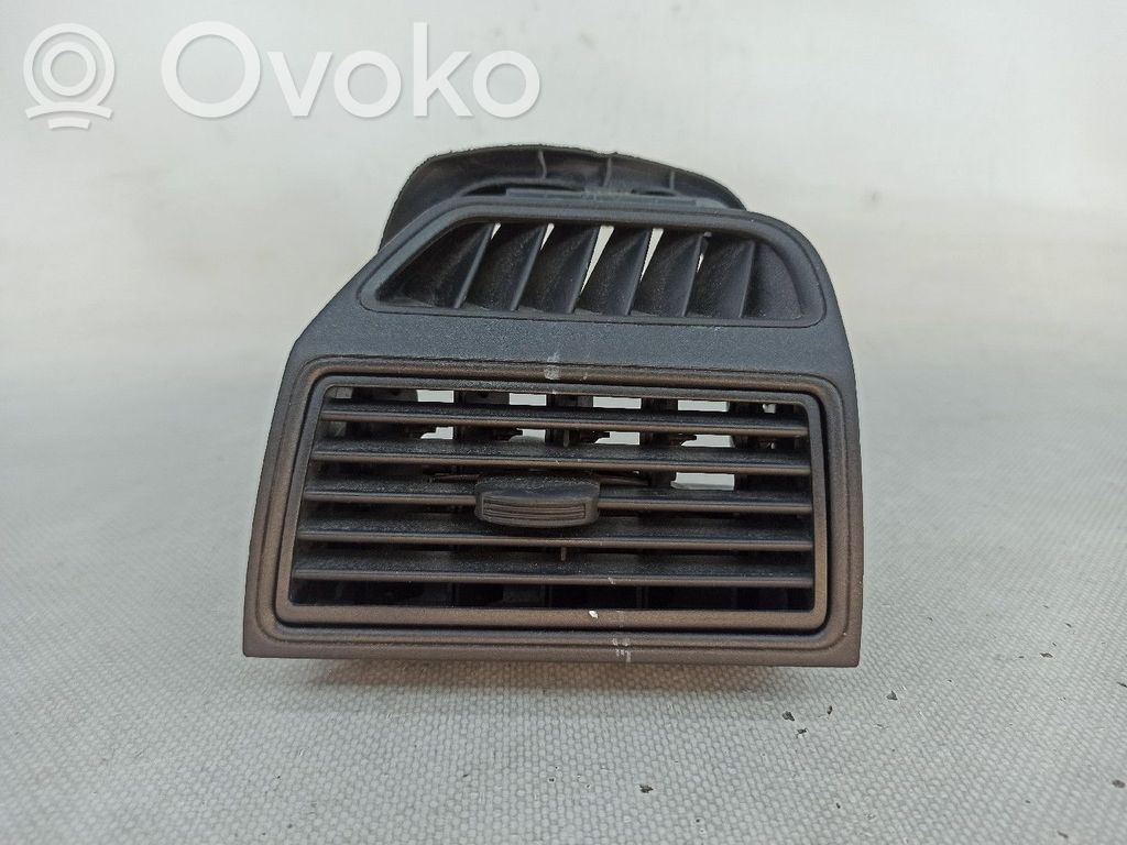 Fiat Grande Punto Grilă ventilație centrală