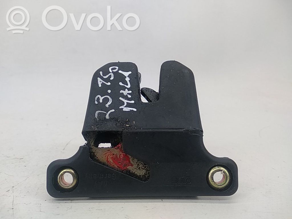 Audi A4 S4 B5 8D Serratura esterna portellone