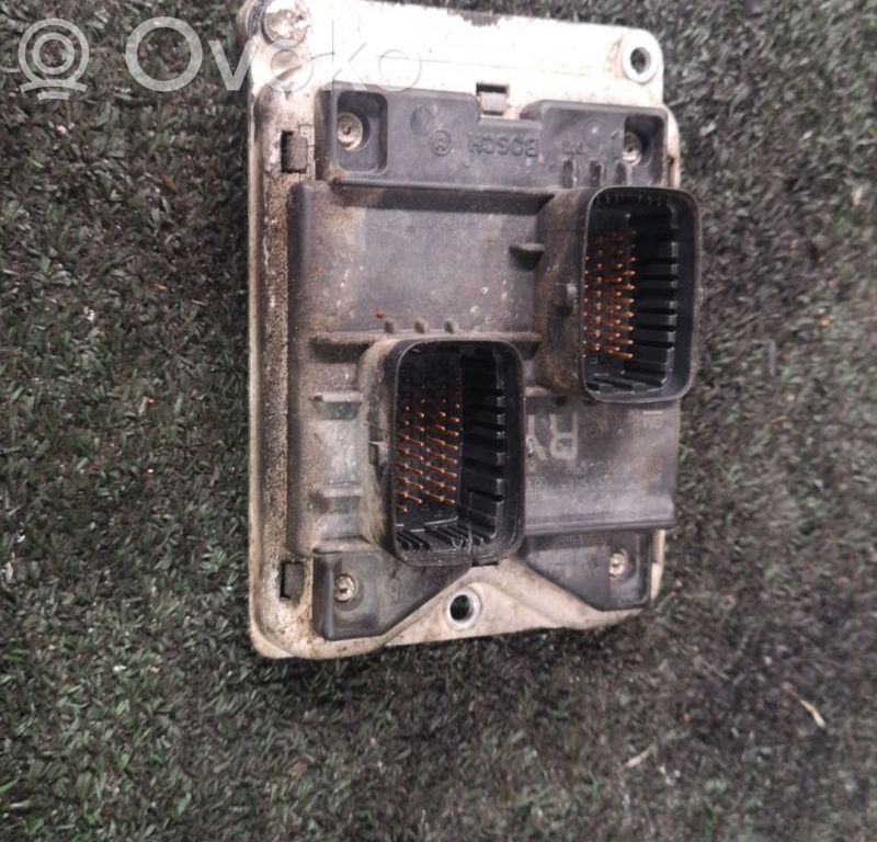 Opel Corsa B Engine control unit/module 