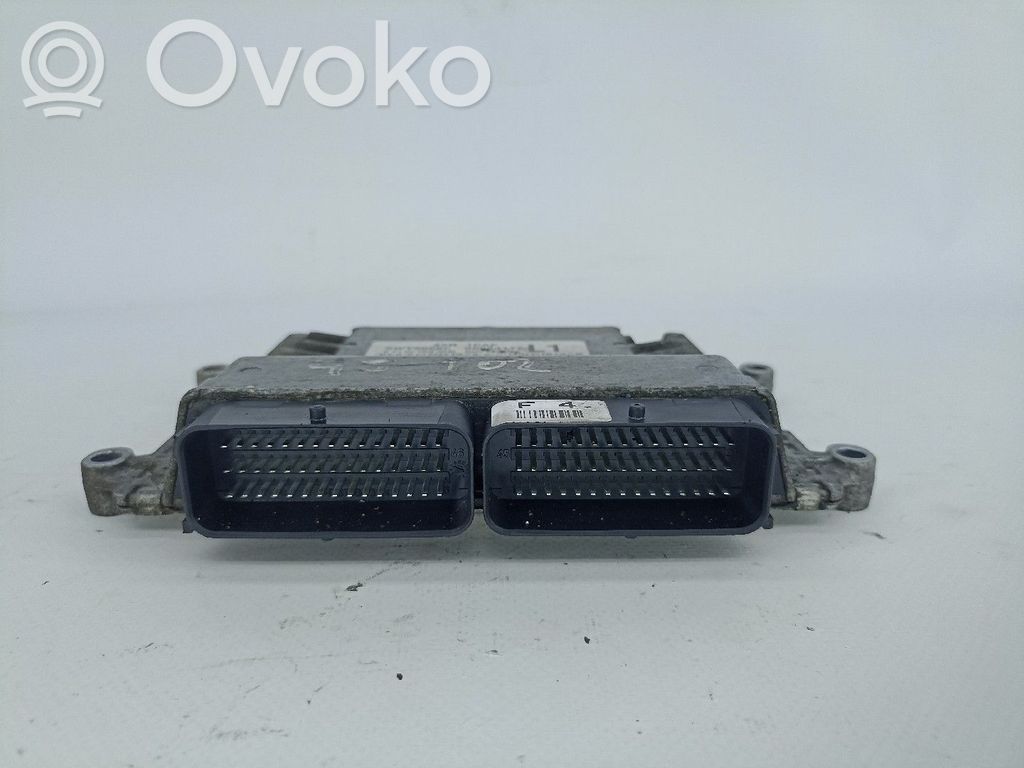 Unidad de control/módulo del motor   96983177,5WY5968C