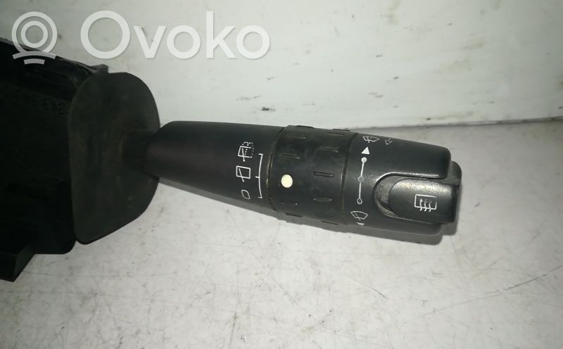 Pyyhkimen nopeuden kytkin   96247561ZL