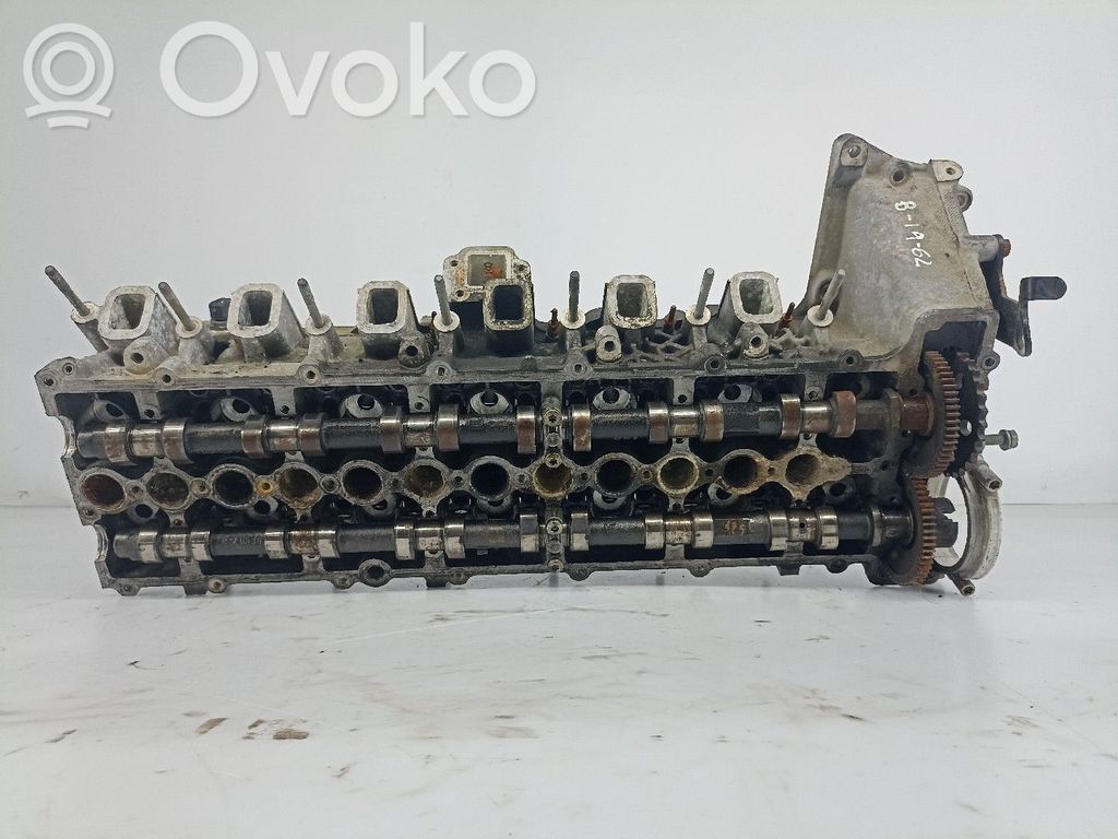 BMW 7 E65 E66 Engine head 