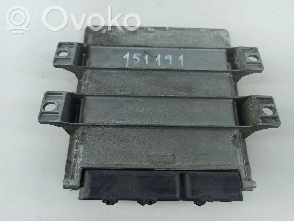 Unidad de control/módulo del motor   NNW101241