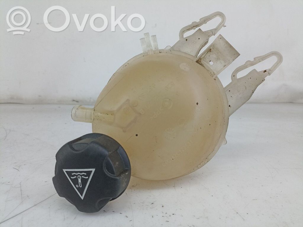 Peugeot 208 I Serbatoio di compensazione del liquido refrigerante/vaschetta