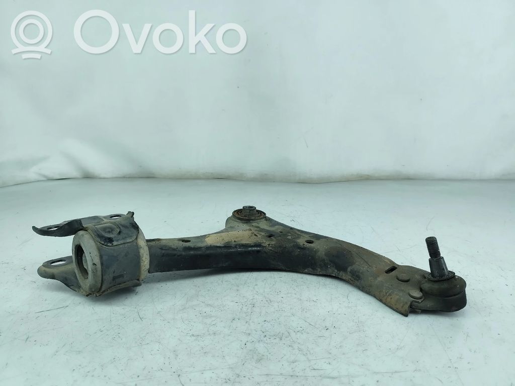 Ford Mondeo MK IV Basculă față 