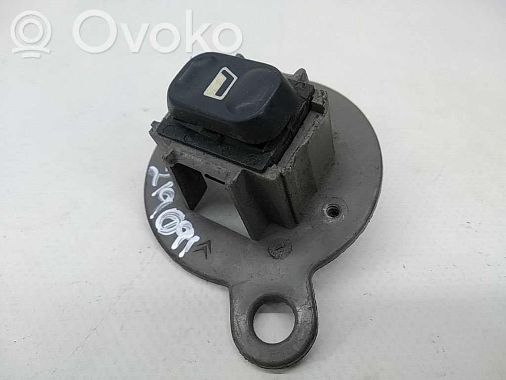 Interruptor del elevalunas eléctrico   9638569080