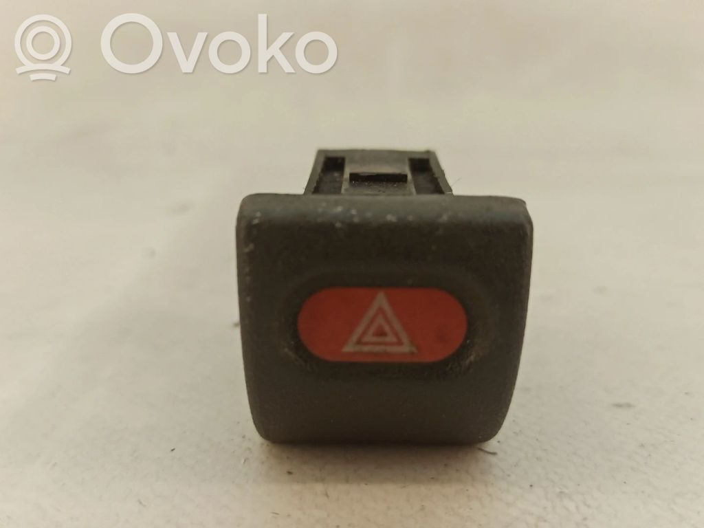 Botón interruptor de luz de peligro   90347821,90320621,90436896