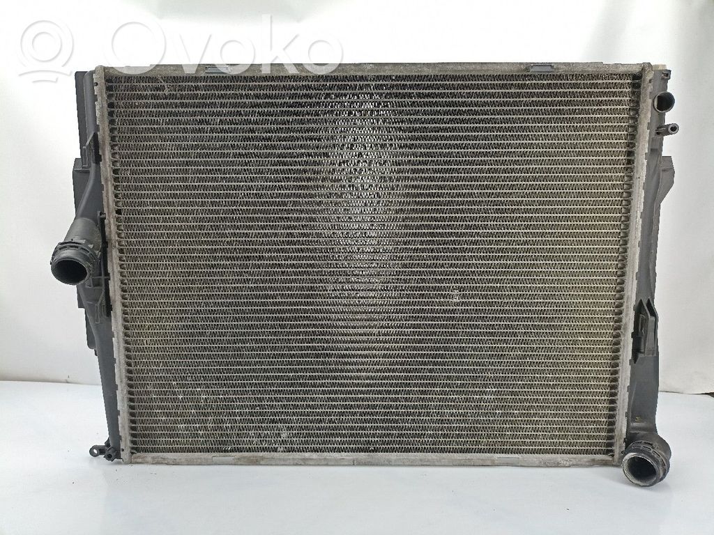 BMW 1 E81 E87 Coolant radiator 