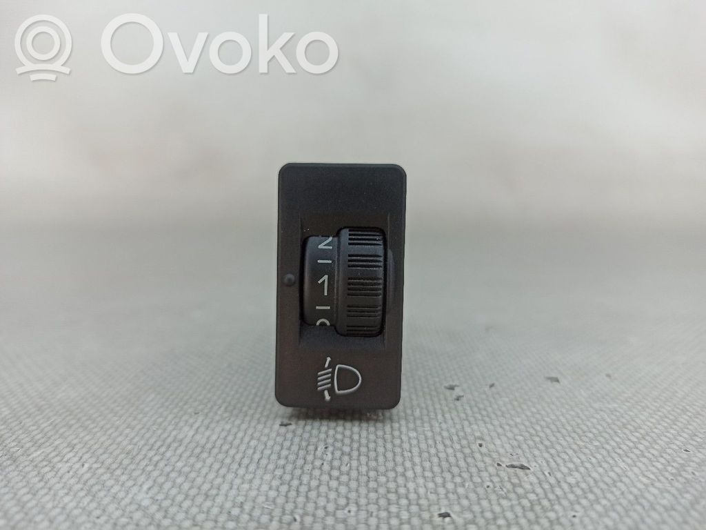 Peugeot 208 I Multifunctional control switch/knob 