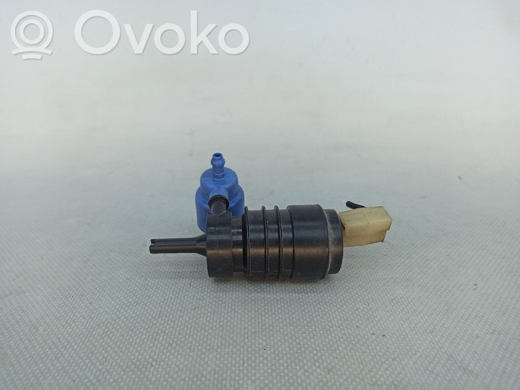 Volkswagen Polo II 86C 2F Pompa spryskiwacza szyby przedniej / czołowej 