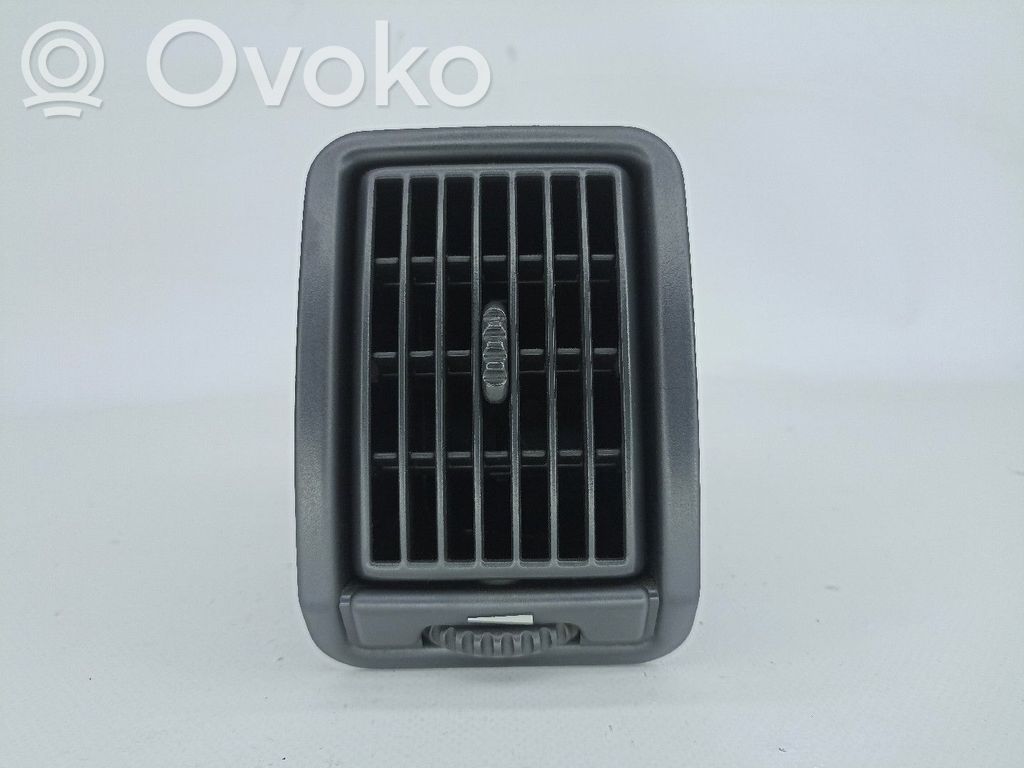 Volvo 440 Centrālais gaisa ventilācijas režģis 