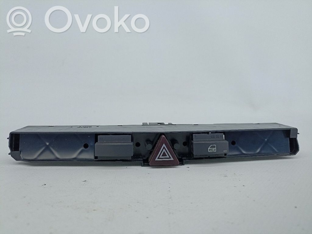 Hazard light switch   13100105,03758075,16PINOS