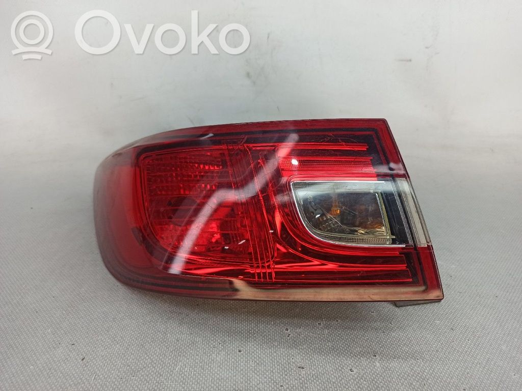 Renault Clio IV Luci posteriori del portellone del bagagliaio