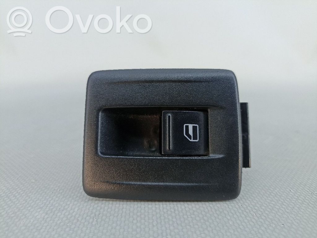 Volkswagen Scirocco Electric window control switch 