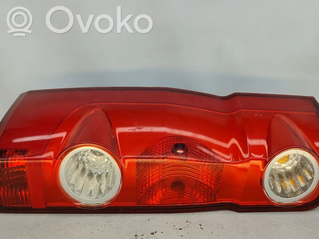 Volkswagen Crafter Takaluukun takavalot 