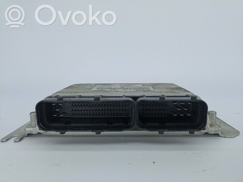 Unidad de control/módulo del motor   0281011878,391012A110,99ULMI03