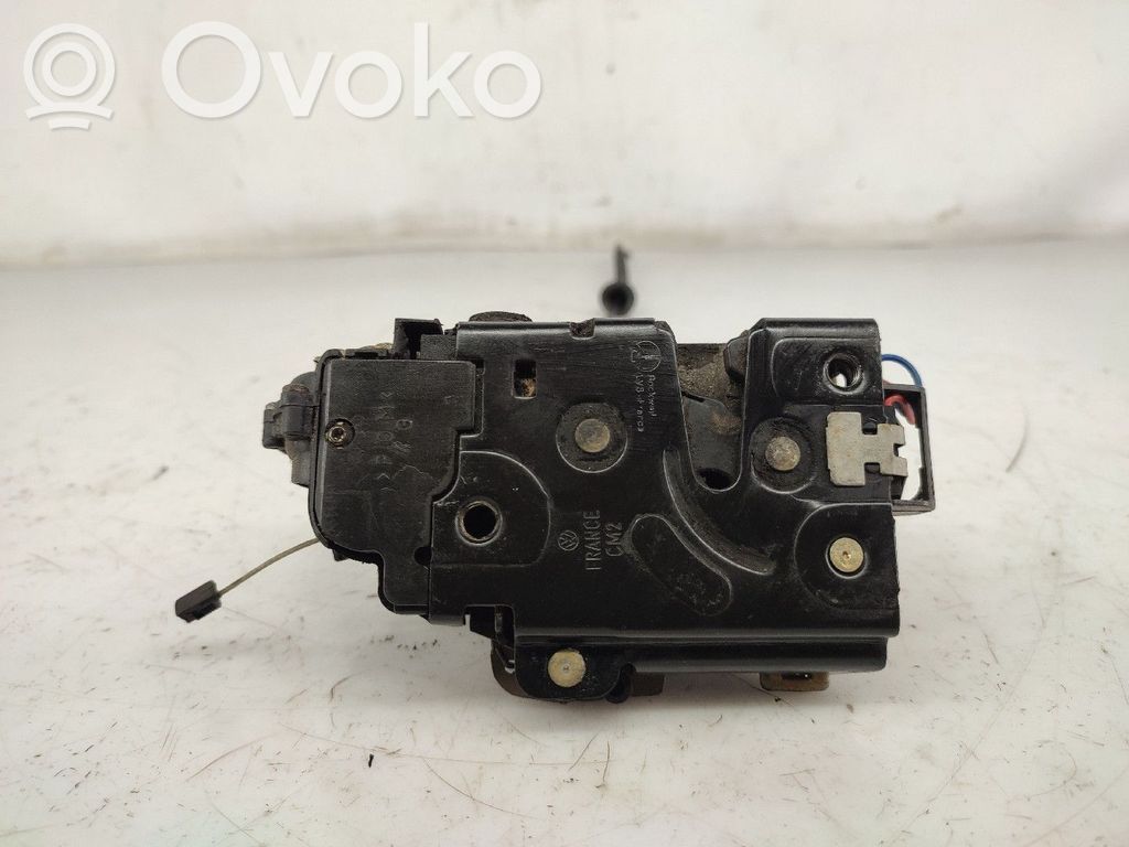 Skoda Fabia Mk1 (6Y) Serratura portiera posteriore 