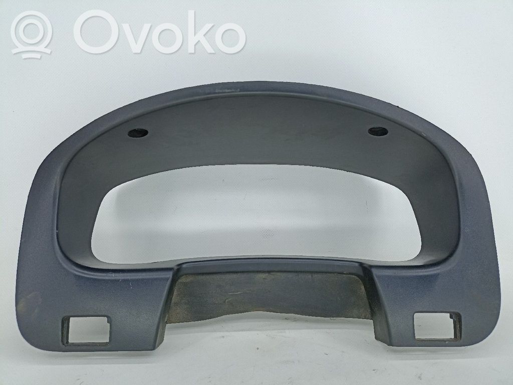 Nissan King Cab, Navara Moldura del panel 
