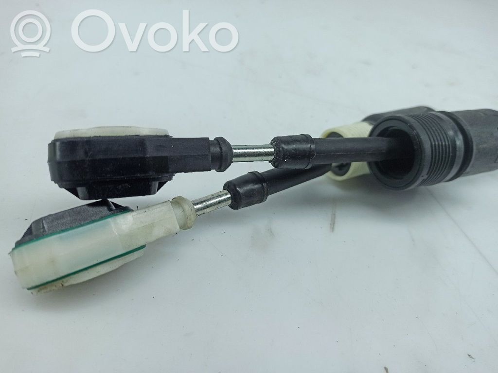 Gear shift cable linkage   31437661
