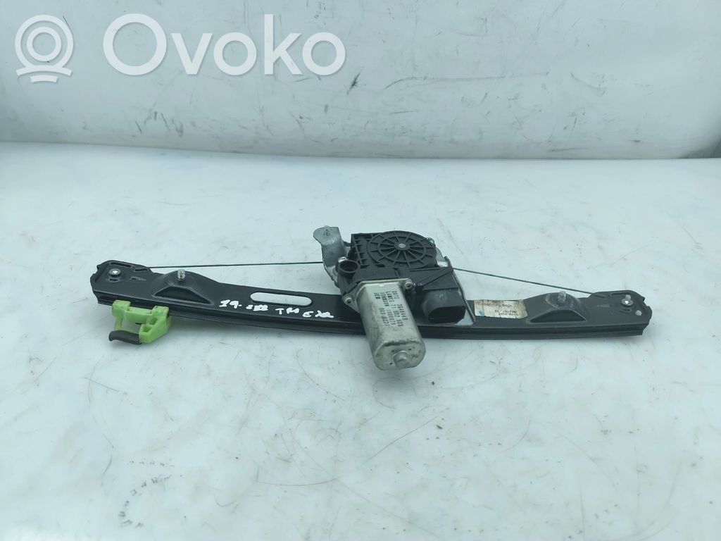 BMW 1 E81 E87 Mecanismo para subir la puerta trasera sin motor 