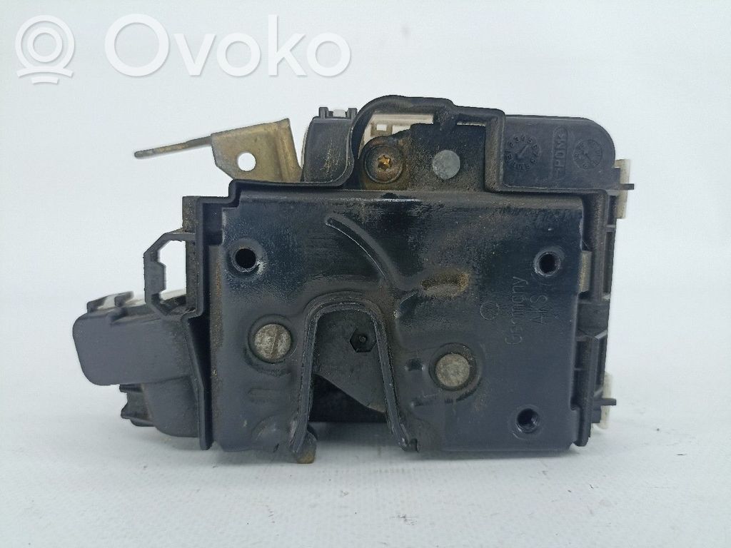 Volkswagen Polo III 6N 6N2 6NF Serratura portiera anteriore 