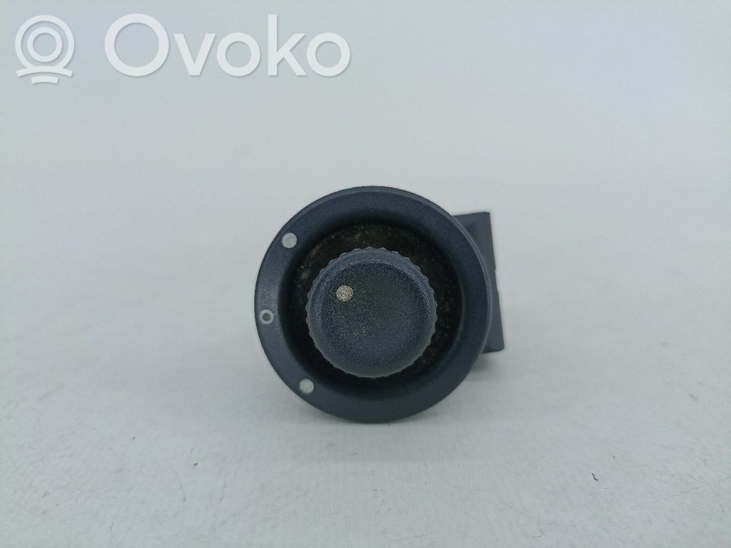 Wing mirror switch   7700847433F,7PINOS