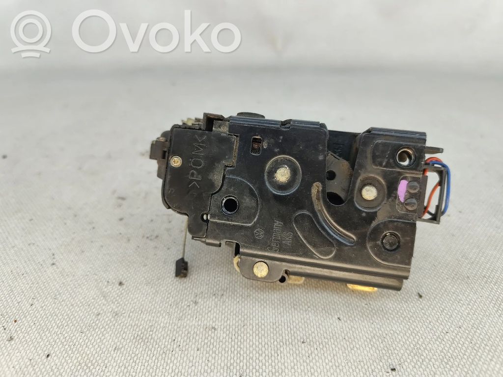 Volkswagen PASSAT B5.5 Serratura portiera posteriore