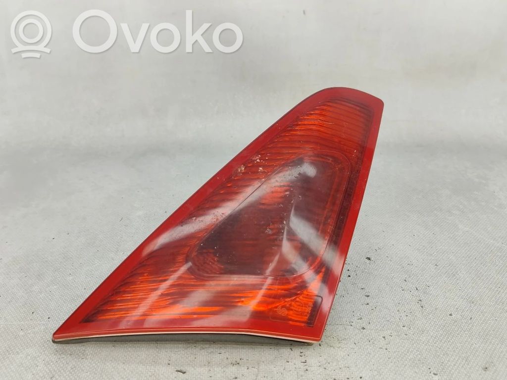 Mitsubishi Colt CZ3 Lampă spate în capacul portbagajului