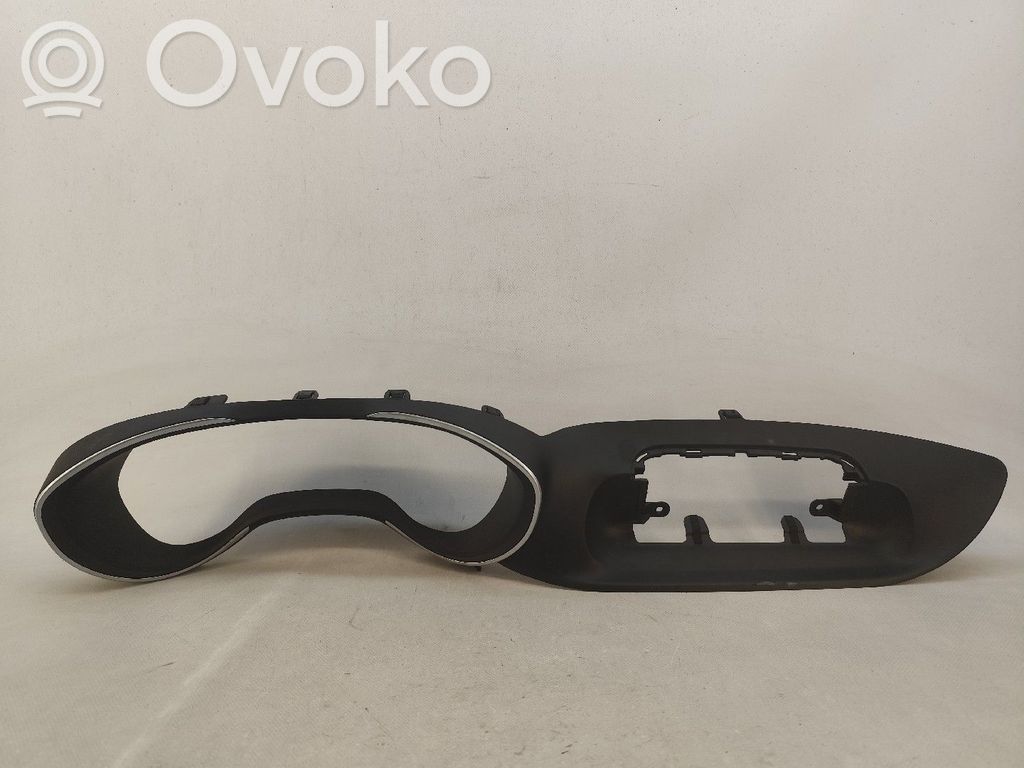 Fiat Tipo Moldura del panel 
