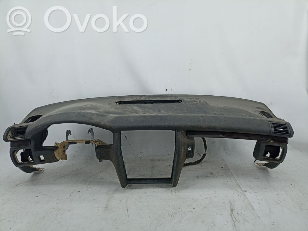 Audi A8 S8 D2 4D Панель 