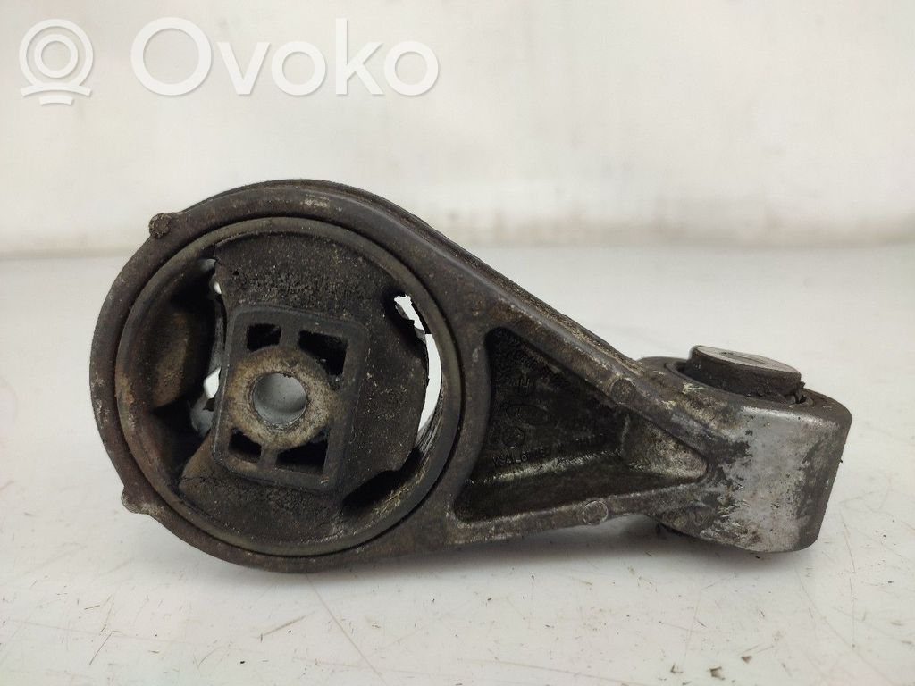 Ford Focus Engine mount bracket 
