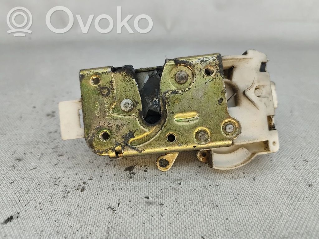 Ford Mondeo Mk III Încuietoare ușă față 
