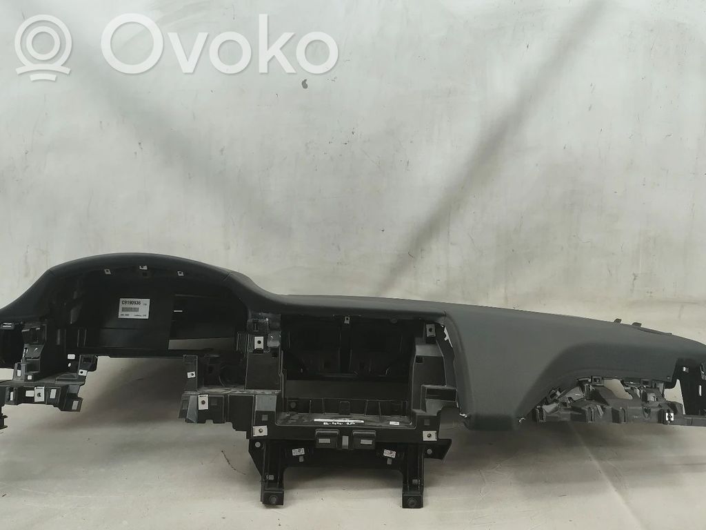 Dashboard   J9D304320A