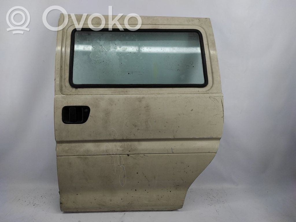 Mitsubishi L400, Space Gear Ușă laterală glisantă 