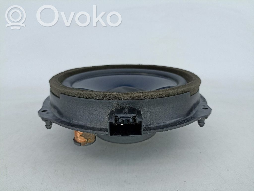 Ford Mondeo MK IV Difuzor în panou 