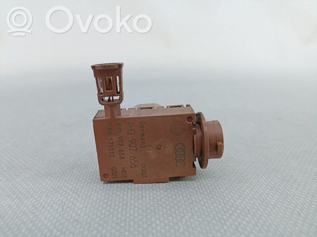 Audi RS4 B8 Sensor 
