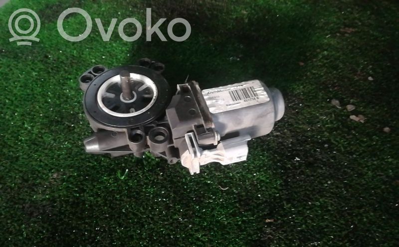 Citroen C3 Front door window regulator motor 
