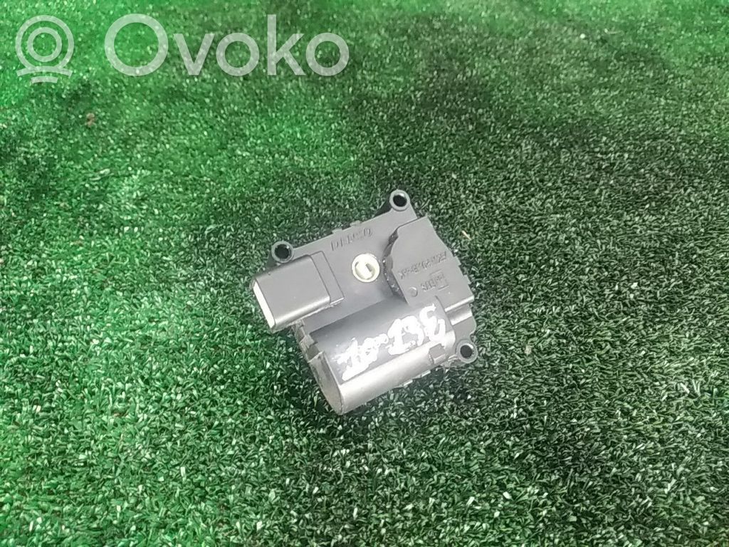 Toyota Corolla Verso E121 Motor/actuator clapetă aer